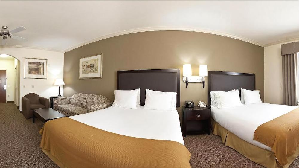 Holiday Inn Express & Suites La Porte, An Ihg Hotel Екстер'єр фото