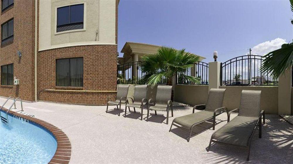 Holiday Inn Express & Suites La Porte, An Ihg Hotel Екстер'єр фото