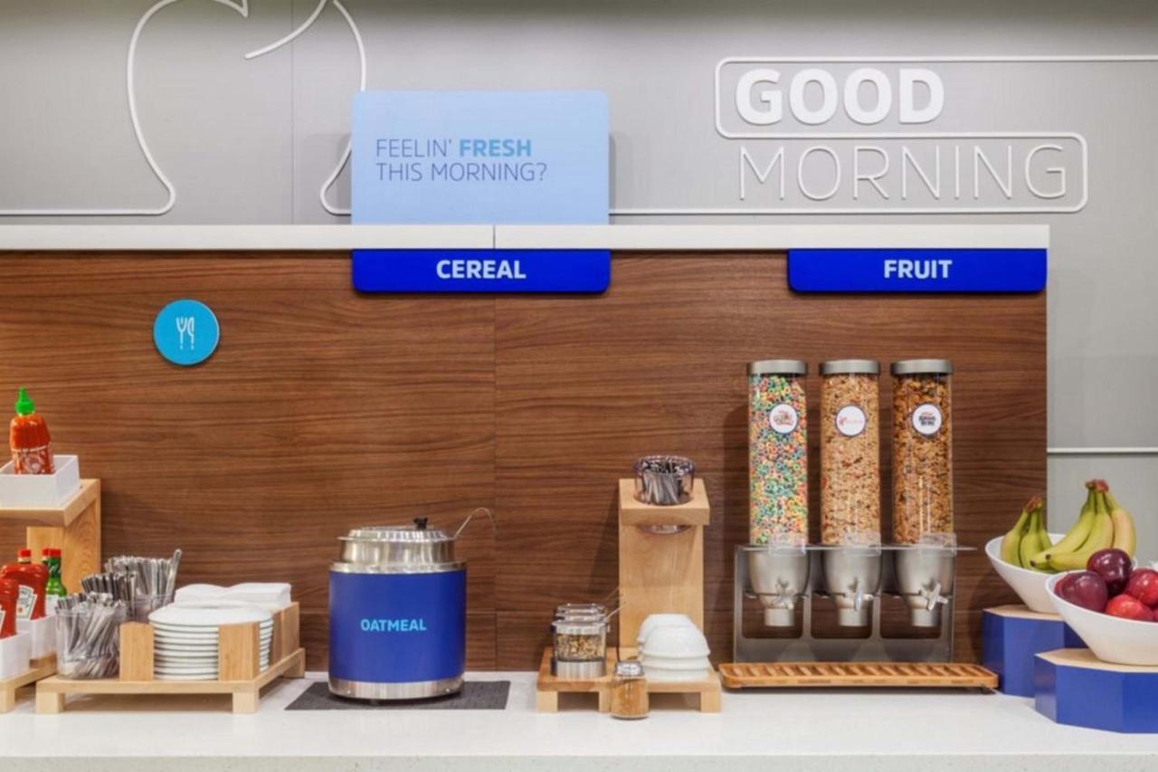 Holiday Inn Express & Suites La Porte, An Ihg Hotel Екстер'єр фото