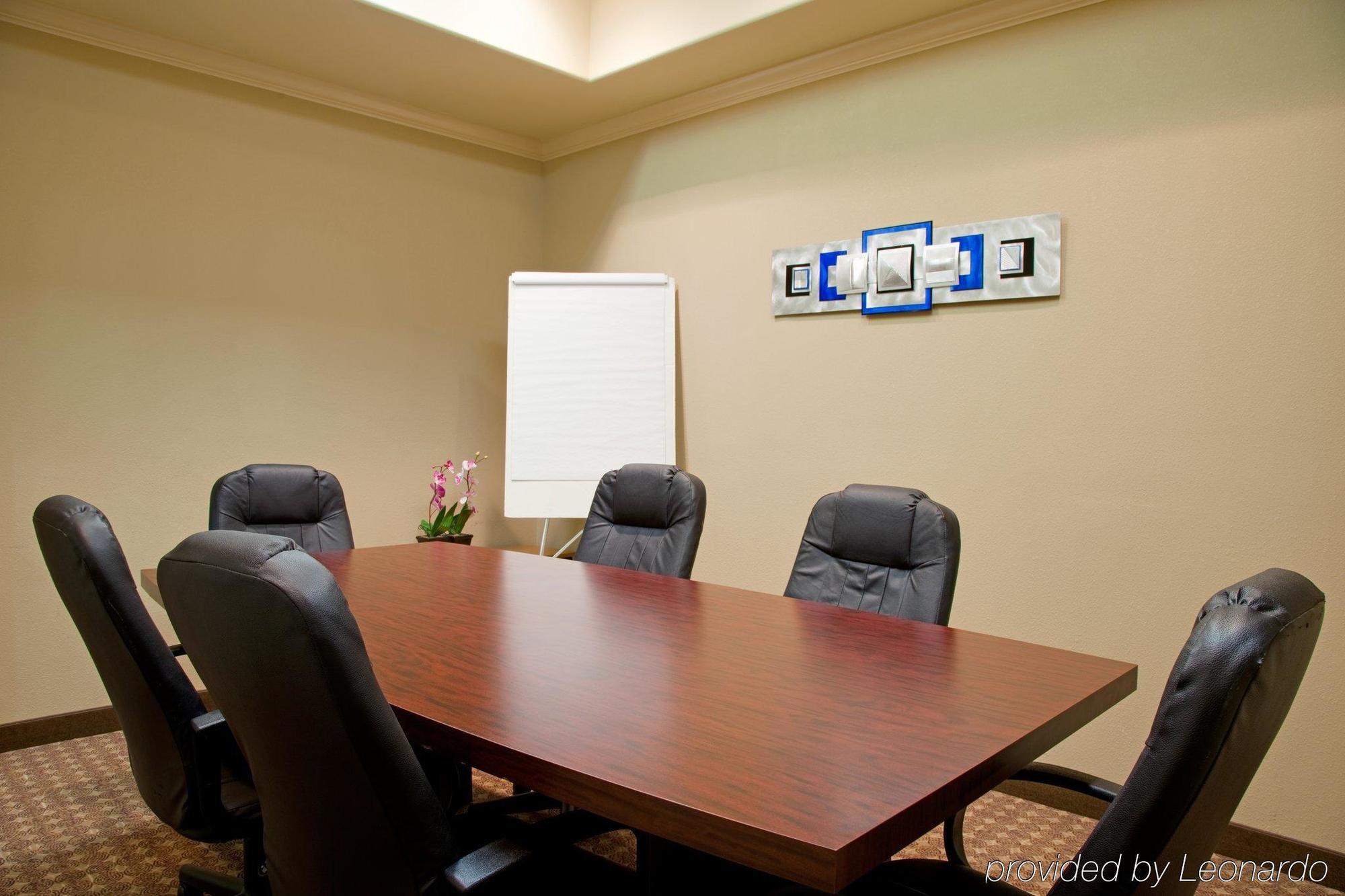 Holiday Inn Express & Suites La Porte, An Ihg Hotel Екстер'єр фото