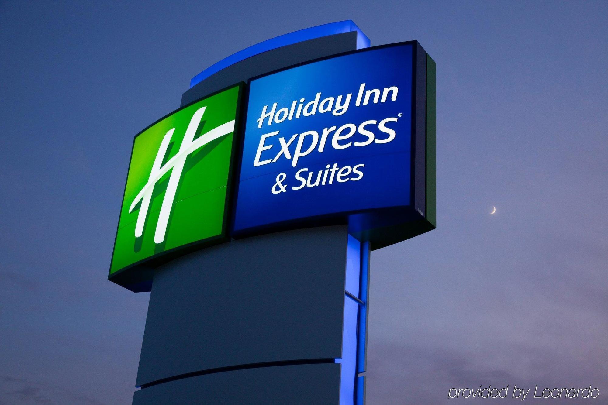 Holiday Inn Express & Suites La Porte, An Ihg Hotel Екстер'єр фото