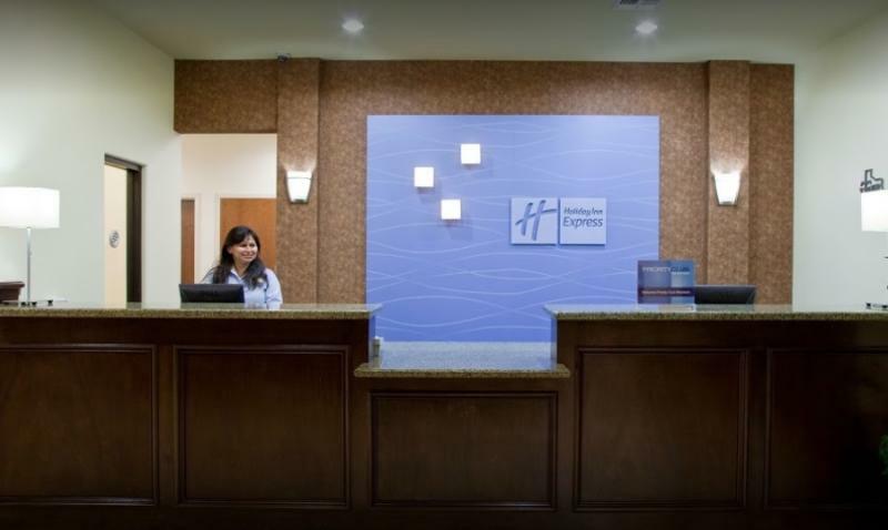 Holiday Inn Express & Suites La Porte, An Ihg Hotel Екстер'єр фото